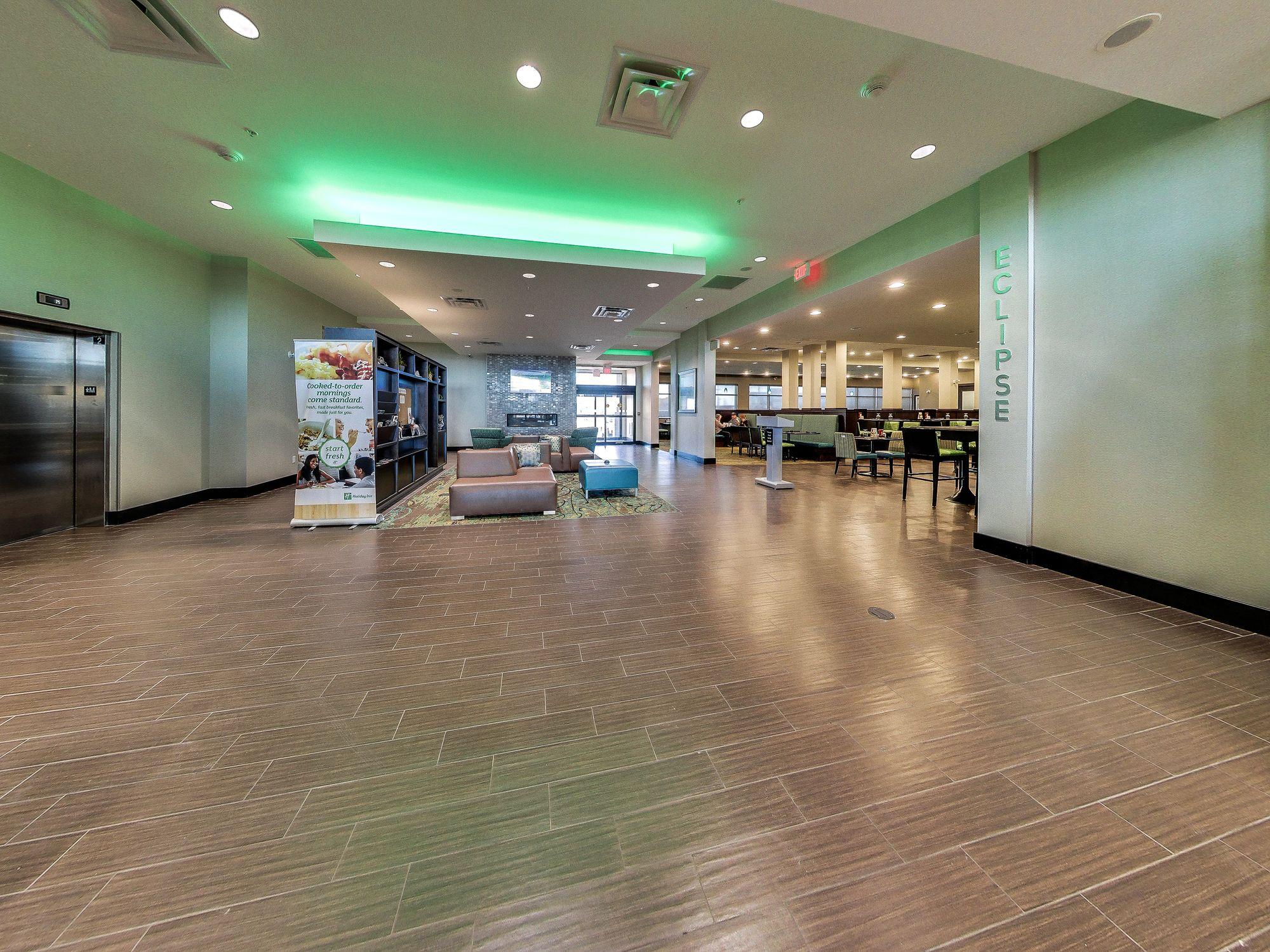 Holiday Inn Hotel & Suites Edmonton Airport Conference Centre By Ihg Nisku Exterior foto